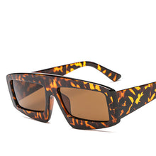 Load image into Gallery viewer, LeonLion 2023 Vintage Sunglasses Women   Sun Glasses for Men Classic Outdoor Travel Goggle Gafas De Sol Muje