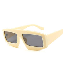 Load image into Gallery viewer, LeonLion 2023 Vintage Sunglasses Women   Sun Glasses for Men Classic Outdoor Travel Goggle Gafas De Sol Muje