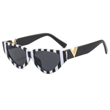 Load image into Gallery viewer, LeonLion 2023 Cateye Sunglasses Women  Brand Eyewear Women/Men Vintage Sun Glasses Cat Eye Lentes De Sol Mujer