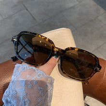 Load image into Gallery viewer, LeonLion 2023  Sunglasses Women Vintage Square Eyeglasses Women/Men  Glasses Women  Gafas De Sol Mujer