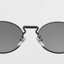 Load image into Gallery viewer, LeonLion 2023 Metal Round Sunglasses Women Vintage  Glasses Women/Men Brand Designer Eyewear Women Gafas De Sol Hombre