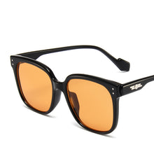 Load image into Gallery viewer, LeonLion 2023 Square Sunglasses Women Oversized Glasses Women/Men Vintage Eyewear Women Gafas De Sol Mujer UV400