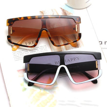 Load image into Gallery viewer, LeonLion 2023 Oversized Sunglasses Women  Glasses Women Punk Glasses Brand Designer Eyewear For Women Retro Gafas De Mujer