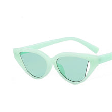Load image into Gallery viewer, LeonLion 2023 Small Cateye Sunglasses Women Vintage  Eyewear Women/Men Designer Glasses Women Gafas De Sol UV400