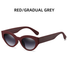 Load image into Gallery viewer, LeonLion 2023 Vintage Cat Eye Sunglasses Women Retro Brand Eyewear Female  Sun Glasses Women/Men Small Oculos De Sol UV400