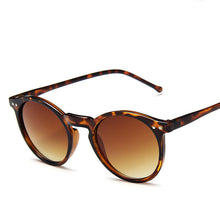 Load image into Gallery viewer, LeonLion 2023 Vintage Round Sunglasses Men Brand Designer Glasses Men/Women Rice Nail Eyewear Men Oculos De Sol Feminino UV400