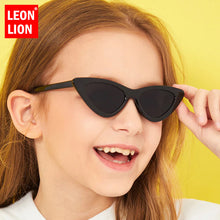 Load image into Gallery viewer, LeonLion Cat Eye Sunglasses Children  Brand Retro Glasses Children Vintage Sunglasses Child 2023 Oculos De Sol Feminino