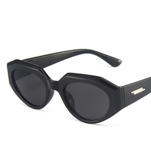 Load image into Gallery viewer, LeonLion Cateye Sunglasses Women 2023 Vintage Cat Eye Glasses  Brand Eyewear Women Brand Designer Gafas De Sol Mujer UV400