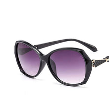 Load image into Gallery viewer, LeonLion Retro Sunglasses Women  Vintage Sunglasses Women Designer Glasses Women Mirror Oculos De Sol Feminino