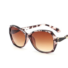 Load image into Gallery viewer, LeonLion Retro Sunglasses Women  Vintage Sunglasses Women Designer Glasses Women Mirror Oculos De Sol Feminino