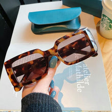 Load image into Gallery viewer, LeonLion  Square Sunglasses Women Rectangle Eyewear Shades Vintage Sun Glasses Female  Gafas De Sol Mujer