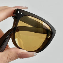 Load image into Gallery viewer, LeonLion Ins Folding Sunglasses Women Vintage Eyewear for Women/Men  Polarized Glasses Women Designer Lentes De Sol Mujer
