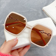 Load image into Gallery viewer, LeonLion Irregularly Oversized Glasses Women  Sunglasses Women/Men Square Eyewear Women Mirror Lentes De Sol Mujer 2023