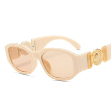 Load image into Gallery viewer, LeonLion  Retro Sunglasses Women Brand Designer Glasses Men/Women Cateye Retro Eyewear Women Vintage Lentes De Sol Mujer