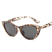 Load image into Gallery viewer, LeonLion Cateye Sunglasses Women 2023  Retro Sunglasses Women Vintage Glasses For Women Mirror Oculos De Sol Feminino