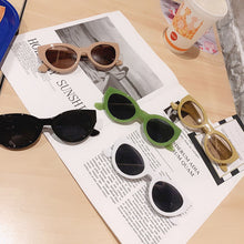 Load image into Gallery viewer, LeonLion Small Cat eye Sunglasses Women Pink Triangle Eyeglasses Women/Men  Brand Sun Glasses Shades UV400 Vintage Oculos