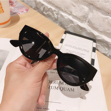 Load image into Gallery viewer, LeonLion Small Cat eye Sunglasses Women Pink Triangle Eyeglasses Women/Men  Brand Sun Glasses Shades UV400 Vintage Oculos
