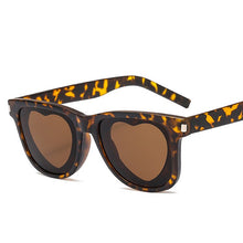 Load image into Gallery viewer, LeonLion Square Retro Sunglasses Women Heart Glasses for Women/Men 2023  Brand Eyeglasses Women Mirror Gafas De Sol Mujer