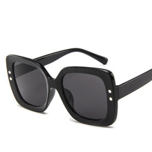 Load image into Gallery viewer, LeonLion Square Retro Sunglasses Women  Sun Glasses Women/Men Oversized Eyeglasses Women Vintage Oculos De Sol Feminino