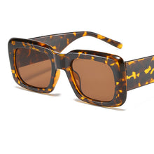 Load image into Gallery viewer, LeonLion Square Sunglasses Women 2023  Vintage  Brand Glasses Female Gradient Shades Eyewear Small Oculos De Sol