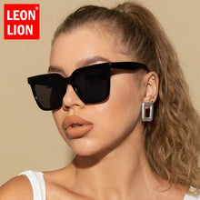 Load image into Gallery viewer, LeonLion Square Sunglasses Women Designer  Brand Eyewear Women/Men Cateye Female Sun Glasses Vintage UV400 Oculos De Sol