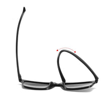 Load image into Gallery viewer, LeonLion TR90 Polarized Sunglasses Men 2023 UV400  Vintage Square Sunglasses Anti-Glare Driver's Sun Glasses For Men