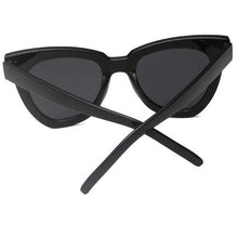 Load image into Gallery viewer, LeonLion Vintage Cateye Sunglasses Women 2023 Retro Sun Glasses Women/Men Brand Designer Eyeglasses Women Oculos De Sol Gafas