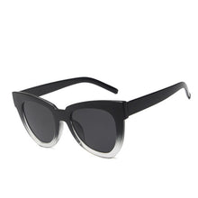 Load image into Gallery viewer, LeonLion Vintage Cateye Sunglasses Women 2023 Retro Sun Glasses Women/Men Brand Designer Eyeglasses Women Oculos De Sol Gafas