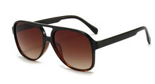 Load image into Gallery viewer, LeonLion Vintage Womens Sunglasses 2023 Brand Designer Oval Eyewear Women/Men Retro Glasses Female UV400 Lentes De Sol Mujer