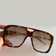 Load image into Gallery viewer, Leopard acetate sunglasses women chain temples flat top green lenses with Interlocking charms