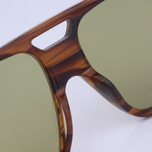 Load image into Gallery viewer, Leopard acetate sunglasses women chain temples flat top green lenses with Interlocking charms