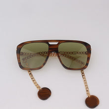 Load image into Gallery viewer, Leopard acetate sunglasses women chain temples flat top green lenses with Interlocking charms