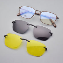 Load image into Gallery viewer, Lightweight Pure Titanium Full Frame Glasses Frame With Polarized Eyeglasses Retro Men&#39;s Sunglasses Night Vision Clips Magnet