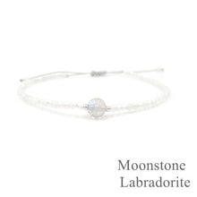 Carica l'immagine nel visualizzatore di Gallery, Piccolo braccialetto amico regolabile con pietre preziose delicate per regalo per bambini, donne e uomini 