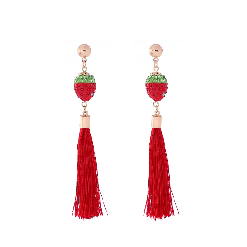 Long tassel earrings Europe and the United States ultra joker creative jewelry Ms strawberry pendant crystal earrings