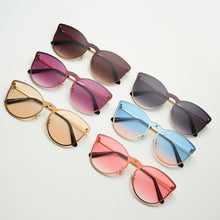 Load image into Gallery viewer, LongKeeper Cateye Sunglasses Women Vintage Gradient Glasses Retro Cat Eye Sun Glasses Female Eyewear Okulary Oculos Estiloso UV