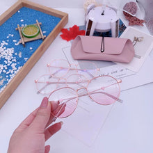 Load image into Gallery viewer, Love Heart Anti Blue Light Optical Glasses Cute Metal Frame Oversized Glasses Vintage Glasses Frame Eyeglasses Retro Eyewear