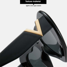 Load image into Gallery viewer, Love Heart Sunglasses Women 2023 Brand Designer V Sun glasses Oversized Heart Glasses Shaped Oculos De Sol Feminino