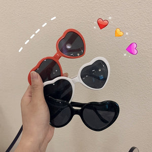 Love Heart-shaped Special Effects Glasses Watch The Lights Change to Heart Shape At Night Diffraction Glasses  Sunglasses
