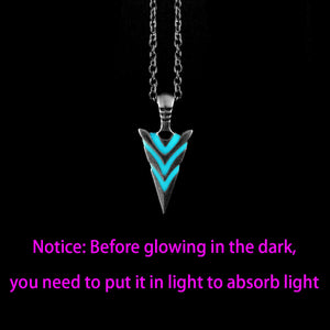 Luminous Glowing Arrow Pendant Necklace Knight Spear Necklace Glow In The Dark Pike Necklace for Women Men Halloween Gift