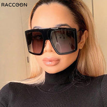 Load image into Gallery viewer, Black Oversized Goggle Sunglasses Women Y2k Steam Punk Sun Glasses Vintage Holiday Beach Eyewear Eyeglasses Gafas De Sol