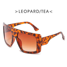 Load image into Gallery viewer, Black Oversized Goggle Sunglasses Women Y2k Steam Punk Sun Glasses Vintage Holiday Beach Eyewear Eyeglasses Gafas De Sol