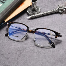 Carica l&#39;immagine nel visualizzatore di Gallery, Brand Design Ultralight Titanium Optical Glasses Frame Men Women Retro Eyeglasses Prescription Myopia Spectacle
