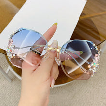 Load image into Gallery viewer, Oversized Rimless Sunglasses Women Brand Designer Big Frame Diamond Square Sun Glasses For Female