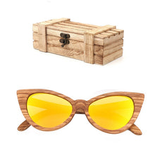 Carica l'immagine nel visualizzatore di Gallery, Polarized Sunglasses For Women Cat eye Sunglasses Wood Glasses With box Wooden ocularia solaria Gafas de sol