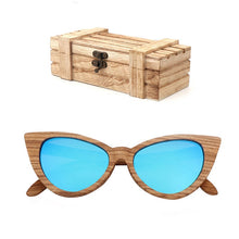 Carica l'immagine nel visualizzatore di Gallery, Polarized Sunglasses For Women Cat eye Sunglasses Wood Glasses With box Wooden ocularia solaria Gafas de sol