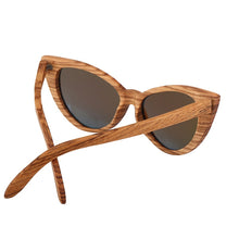 Carica l'immagine nel visualizzatore di Gallery, Polarized Sunglasses For Women Cat eye Sunglasses Wood Glasses With box Wooden ocularia solaria Gafas de sol