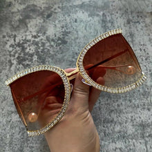 Carica l&#39;immagine nel visualizzatore di Gallery, Occhiali da sole di marca con montatura a mezza montatura Occhiali da sole quadrati con perle da donna per occhiali da donna oversize con strass femminili