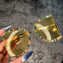 Carica l&#39;immagine nel visualizzatore di Gallery, Occhiali da sole di marca con montatura a mezza montatura Occhiali da sole quadrati con perle da donna per occhiali da donna oversize con strass femminili