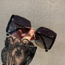 Load image into Gallery viewer, Oversized Square Sunglasses Men Women Vintage Metal Driving Sun Glasses Ladies Classic Polygon Eyewear Shades Gradient
